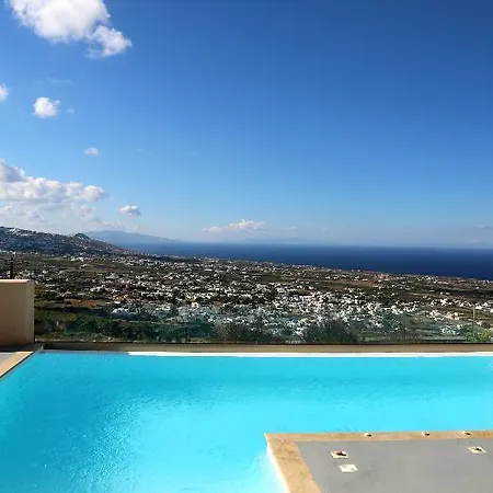 North Santorini A Luxury Pyrgos Kallistis