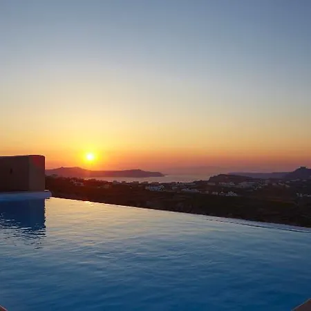 North Santorini A Luxury