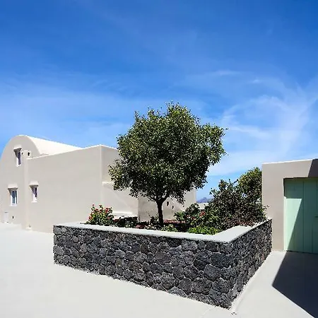 North Santorini A Luxury