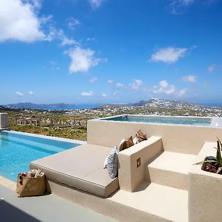 North Santorini A Luxury 5*